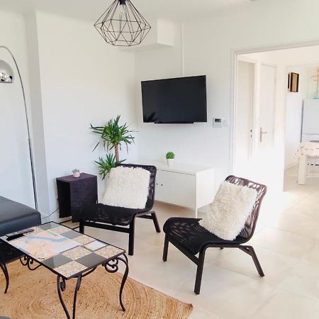 Le Jardin Arlesien - Parking Apartment Bagian luar foto