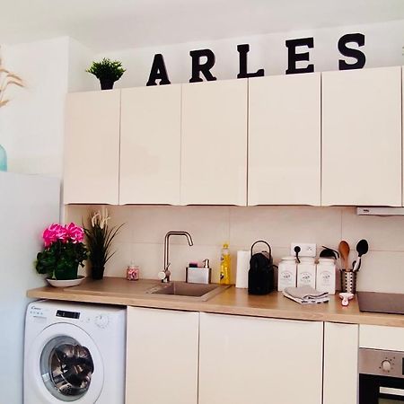 Le Jardin Arlesien - Parking Apartment Bagian luar foto