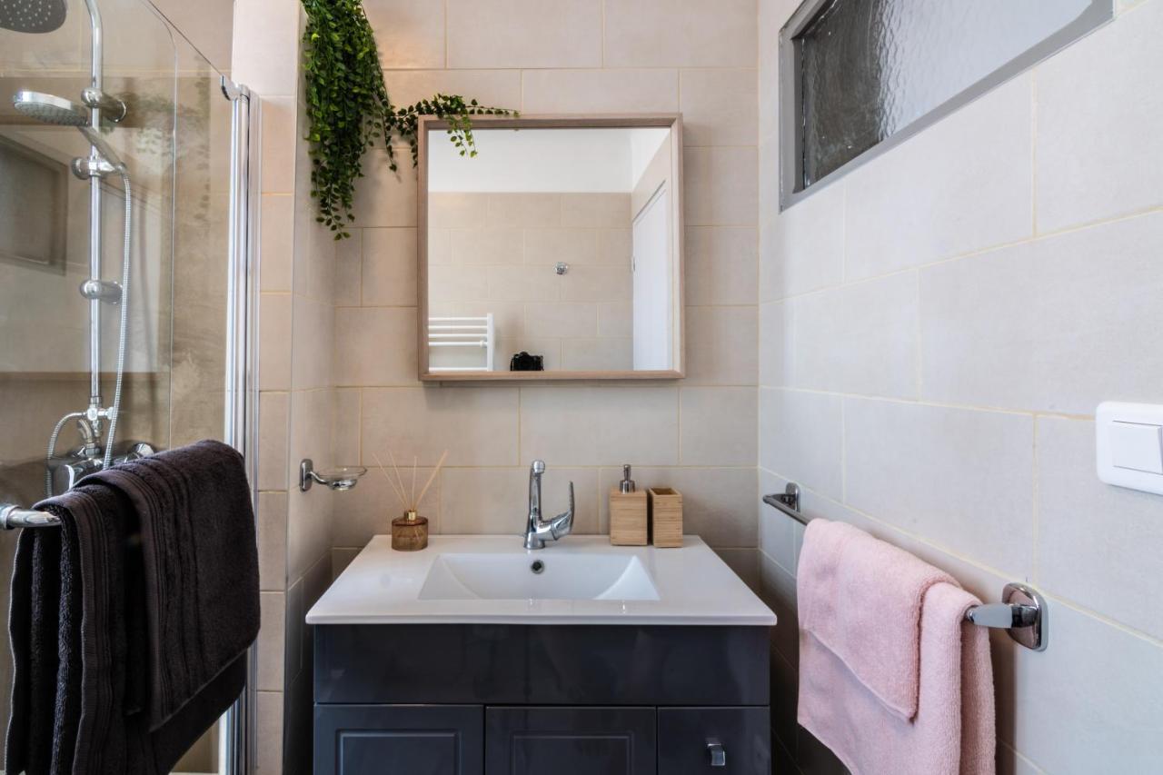 Le Jardin Arlesien - Parking Apartment Bagian luar foto