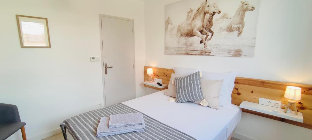 Le Jardin Arlesien - Parking Apartment Bagian luar foto